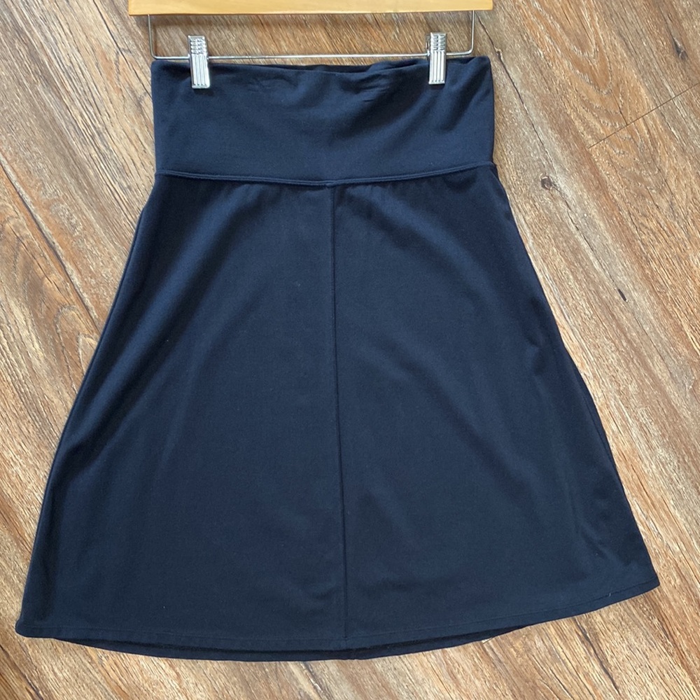 ATHLETA Pull On Knit Skirt Stretch Waist